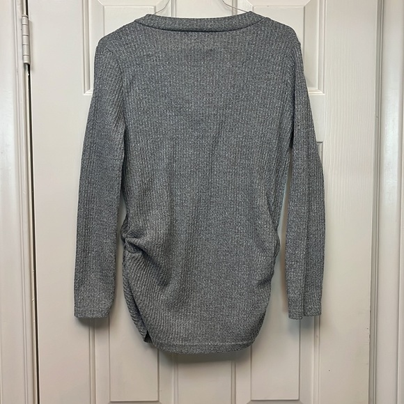 Maternity Love Grey Waffle Knit Top sz L - Picture 9 of 9